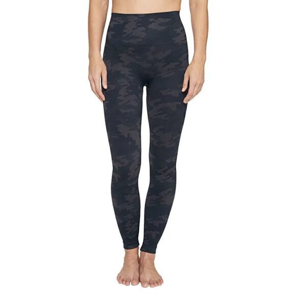 SPANX Camo High Waist Seamless Essential Leggings Slimming Athleisure Medium s19 - Picture 1 of 6